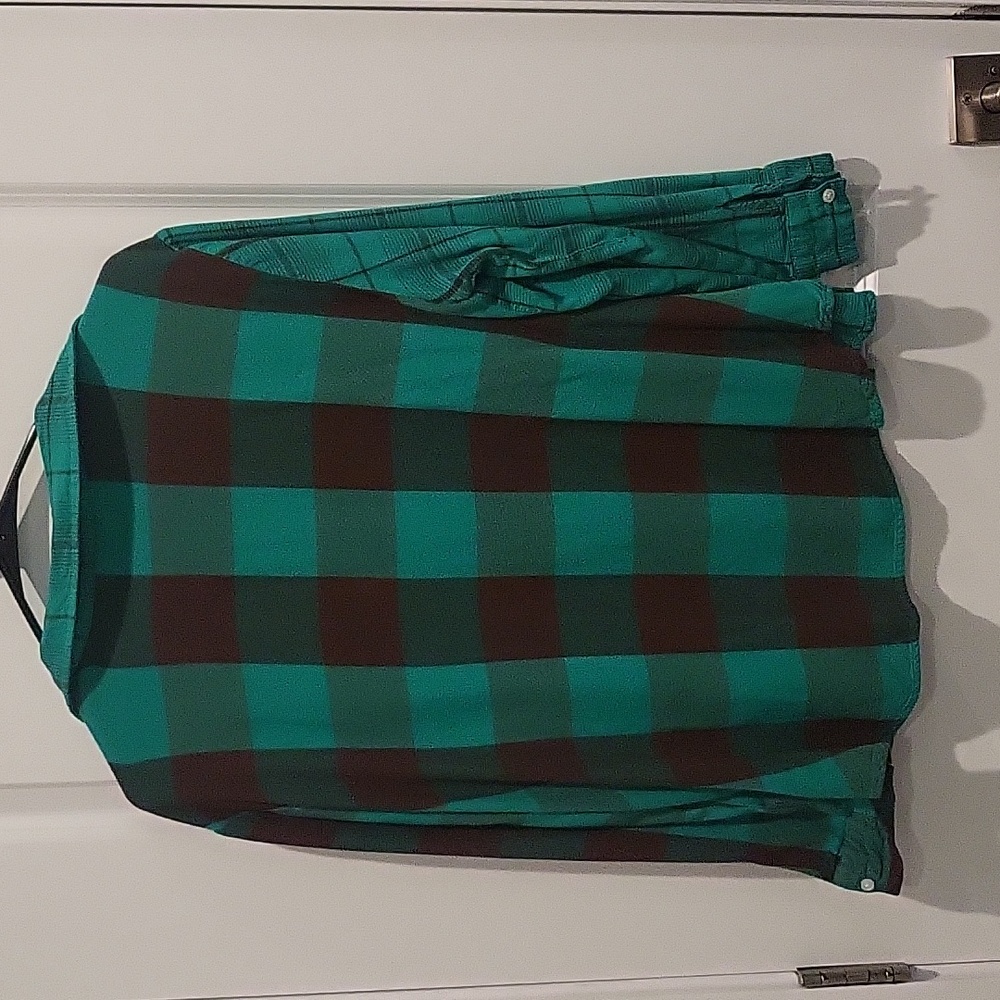 Cato's button down - Picture 3 of 3